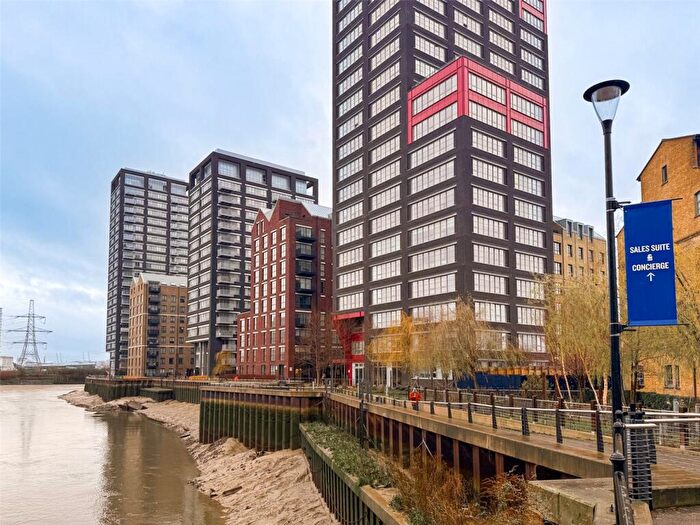 1 Bedroom Apartment For Sale In Goodluck Hope Walk, East India, E14