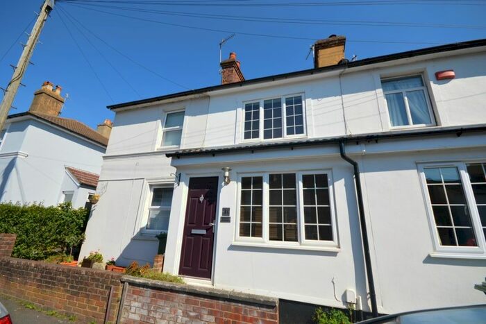 2 Bedroom Terraced House To Rent In Taylor Street, Tunbridge Wells, Kent, TN4