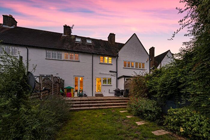 3 Bedroom Terraced House For Sale In Martin Bowes Road, Eltham, London, SE9