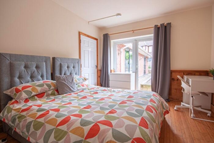 1 Bedroom Flat To Rent In Room A Derby Road, Nottingham, NG9