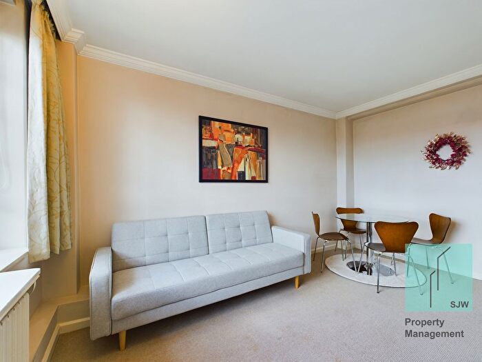 1 Bedroom Flat To Rent In Swan Court, Chelsea, London, SW3