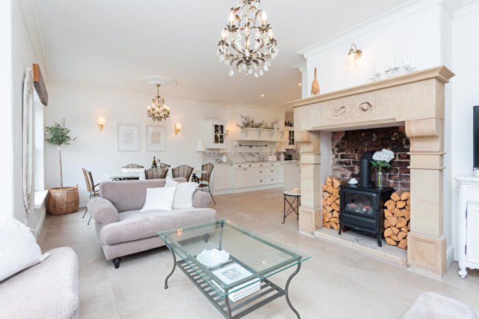 4 Bedroom Detached House For Sale In Preston Road, Longridge, PR3