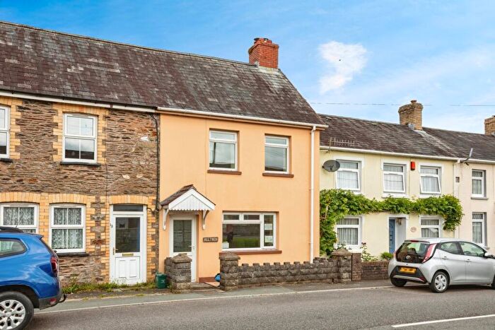 2 Bedroom Terraced House For Sale In Davies Street, Pencader, SA39