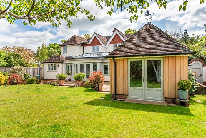 4 Bedroom Detached House For Sale In Rookes Lane, Lymington, Hampshire, SO41