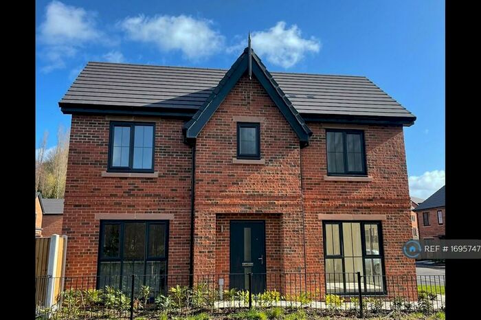 3 Bedroom Detached House To Rent In Bankside Close, Manchester, M7