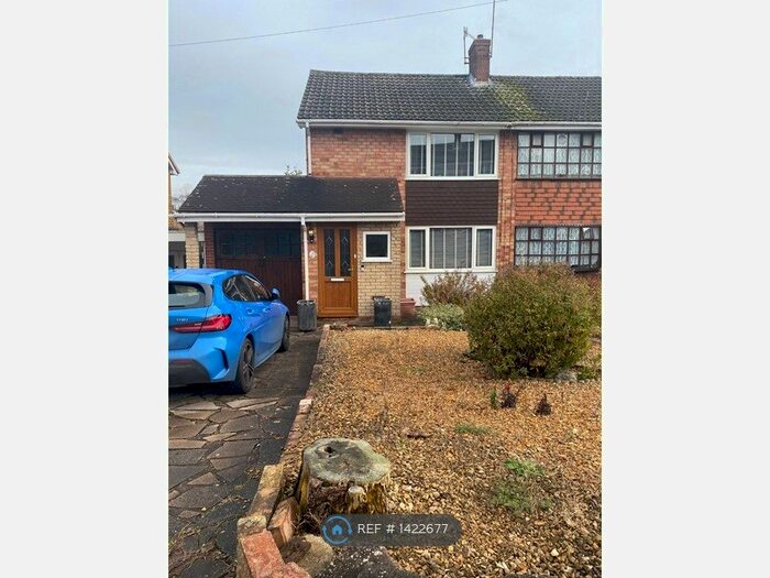 3 Bedroom Semi-Detached House To Rent In Hamilton Drive, Wordsley Stourbridge, DY8