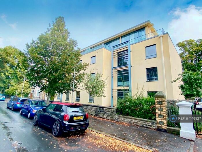 2 Bedroom Flat To Rent In The Glas, Cardiff, CF11