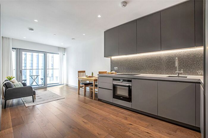 1 Bedroom Flat For Sale In Cutter Lane, Greenwich, London, SE10