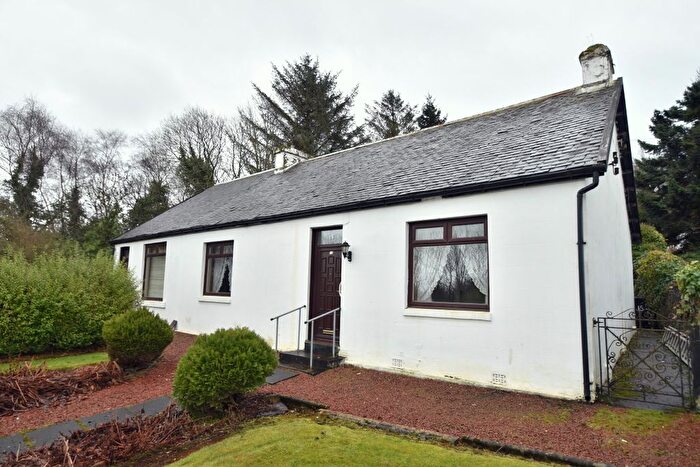 3 Bedroom Detached Bungalow For Sale In Edinburgh Road, Harthill, ML7