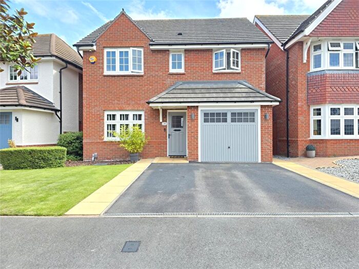 4 Bedroom Detached House For Sale In Wensleydale, Wilnecote, Tamworth, Staffordshire, B77
