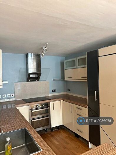 2 Bedroom Semi-Detached House To Rent In Market Place, Gerrards Cross, SL9