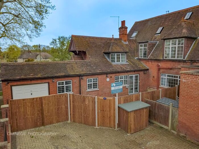 3 Bedroom Property To Rent In London Road, Welwyn, AL6