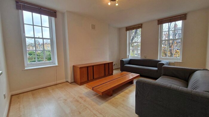 2 Bedroom Flat To Rent In Halton Mansions, Halton Road, London, N1