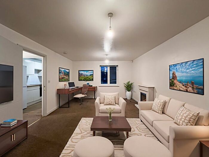 2 Bedroom Flat To Rent In Viscount Square, Bridgwater, Somerset, TA6