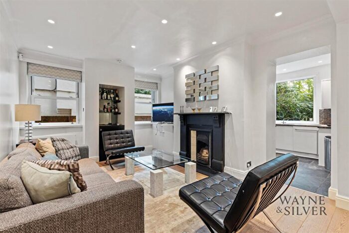 2 Bedroom Apartment To Rent In Frognal, Hampstead, NW3