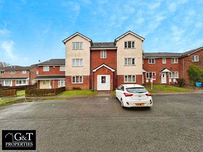 2 Bedroom Flat For Sale In Truro Close, Rowley Regis, B65
