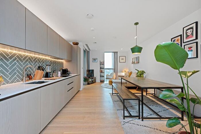 2 Bedroom Apartment To Rent In Atlas Building, City Road, EC1V