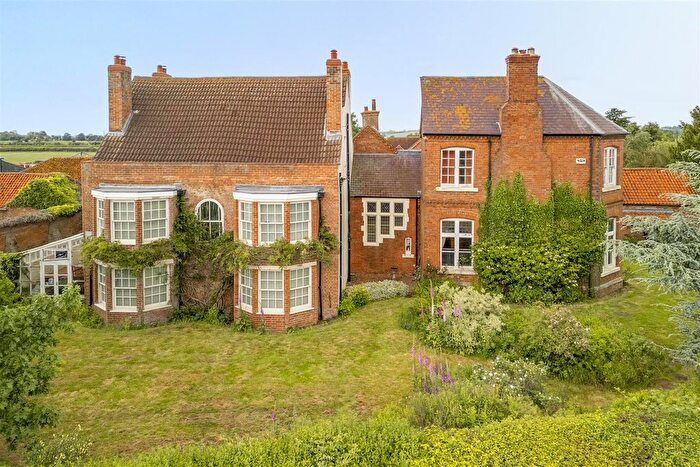 10 Bedroom Detached House For Sale In Crab Lane, North Muskham, NG23