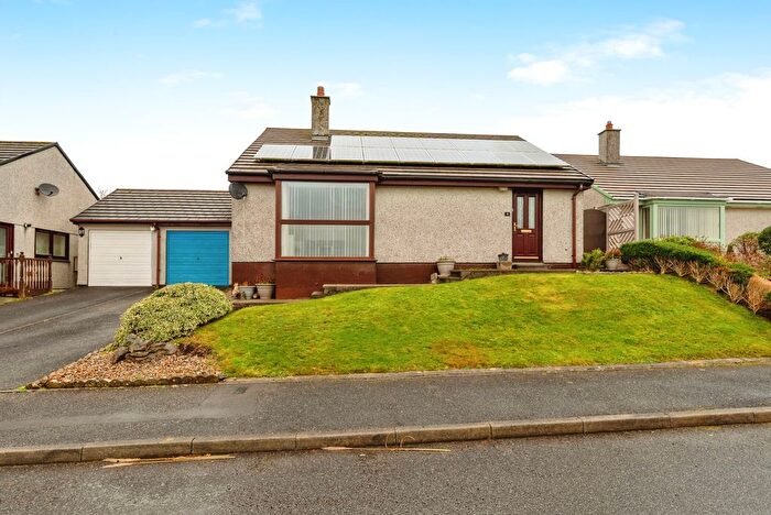 3 Bedroom Bungalow For Sale In Valley Close, Truro, Cornwall, TR1