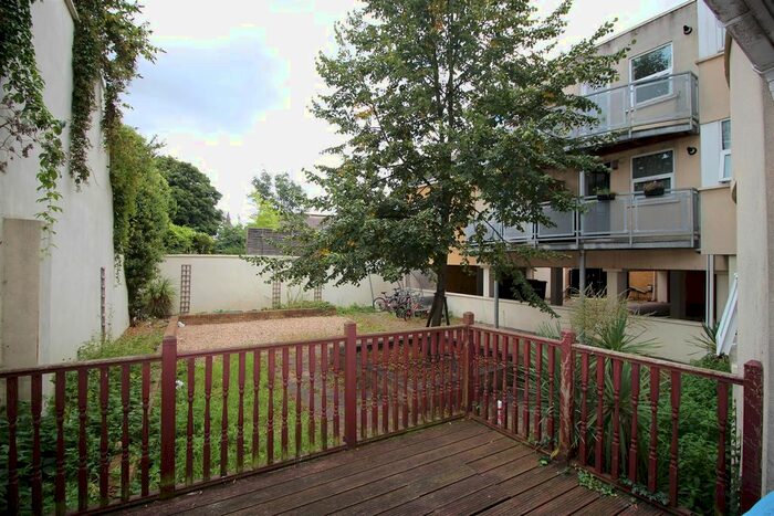 2 Bedroom Flat To Rent In (Ground Floor) Maitland Road, Stratford, E15