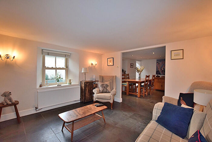 2 Bedroom Cottage For Sale In Aldbrough St. John, DL11