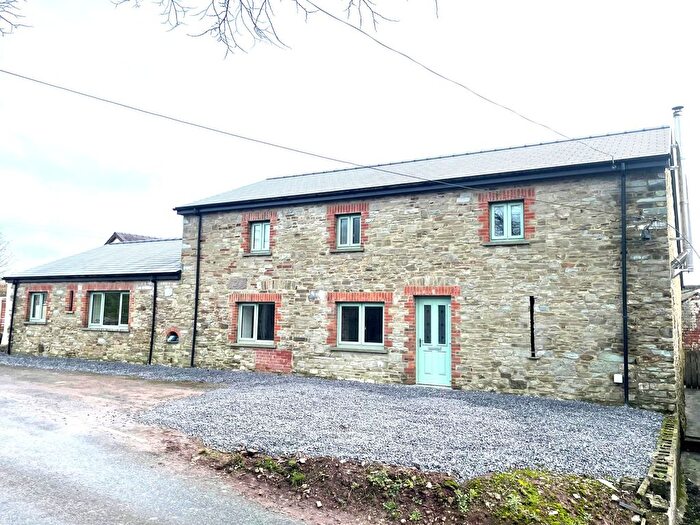 4 Bedroom Detached House For Sale In Broadlay, Ferryside, SA17