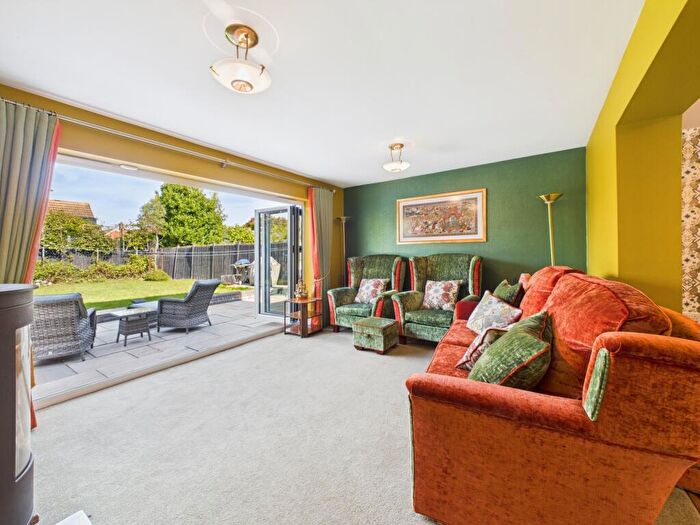 3 Bedroom Semi Detached House For Sale In Billing Road East, Abington, NN3