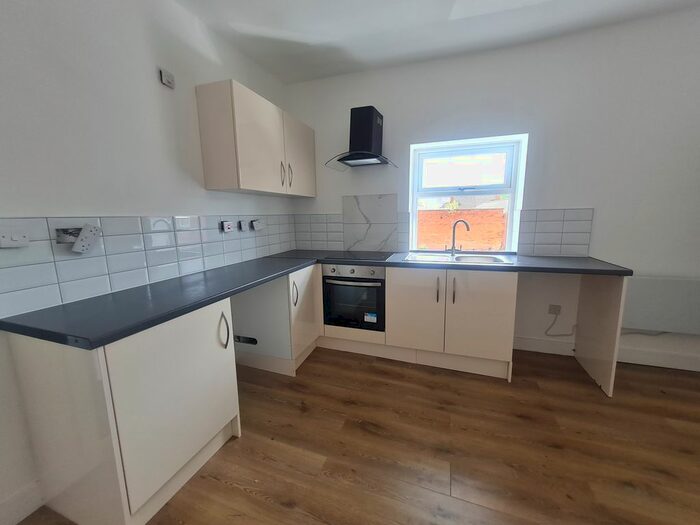 2 Bedroom Flat To Rent In Union Street, Hemsworth, Pontefract, WF9