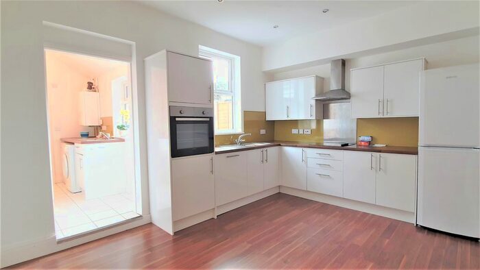 2 Bedroom Terraced House To Rent In Overleigh Road, Handbridge, Chester CH4