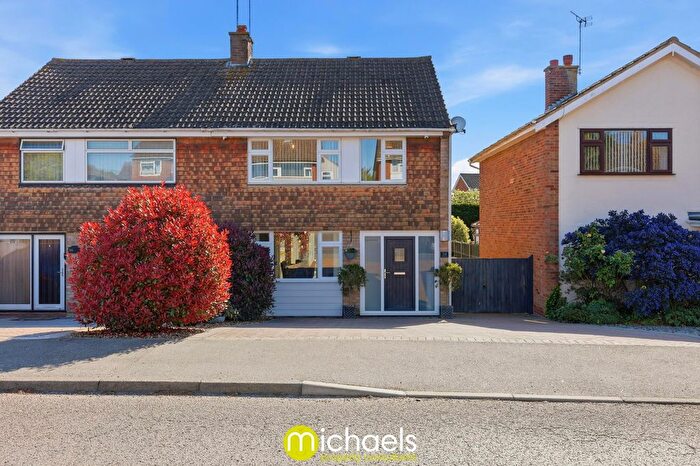 3 Bedroom Semi-Detached House For Sale In St Cyrus Road, Colchester, CO4