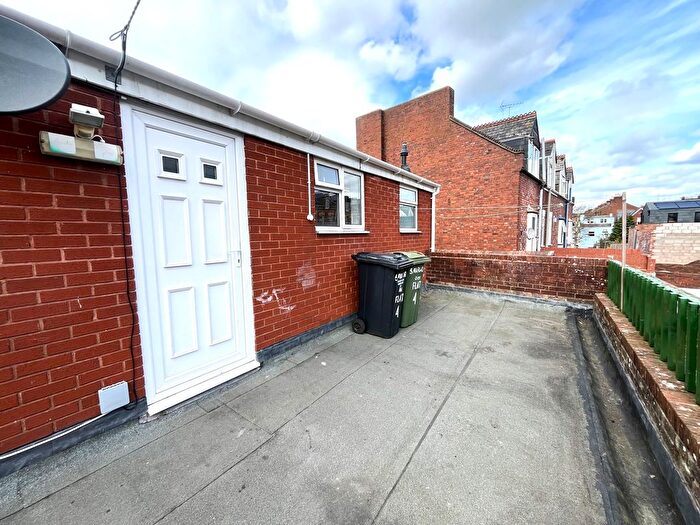 2 Bedroom Flat To Rent In Oxford Road, Exeter, EX4
