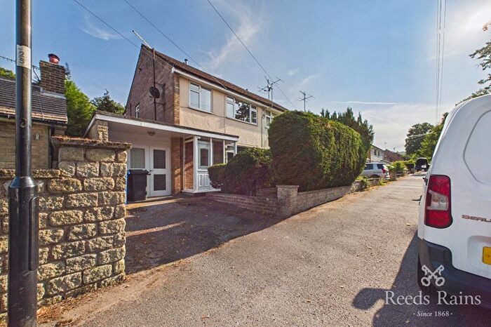 3 Bedroom Semi-Detached House To Rent In Totley Brook Road, Sheffield, S17
