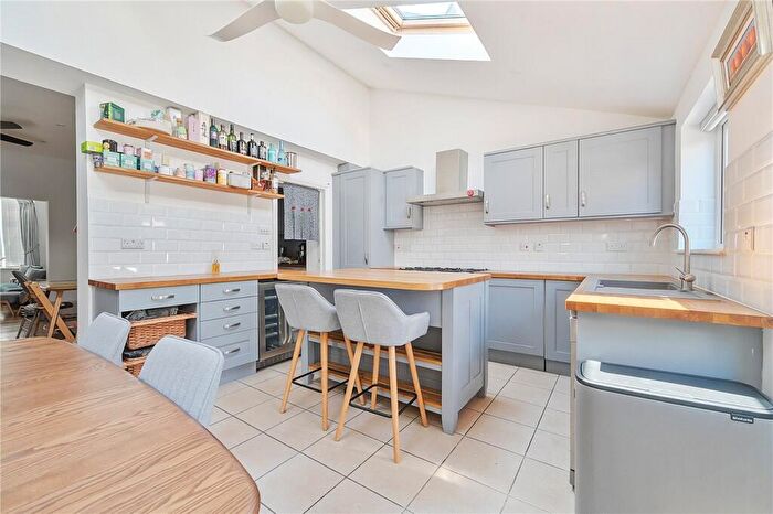 4 Bedroom End Of Terrace House For Sale In Woolstone Road, London, SE23