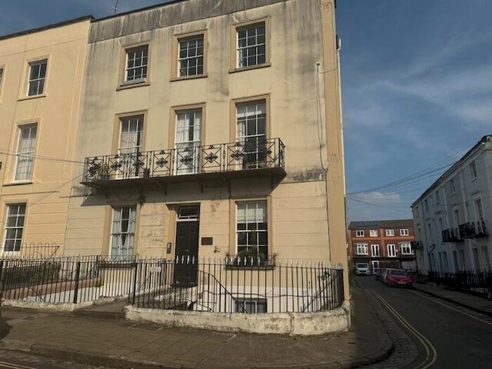 1 Bedroom Flat To Rent In Southleigh Road, Bristol, BS8