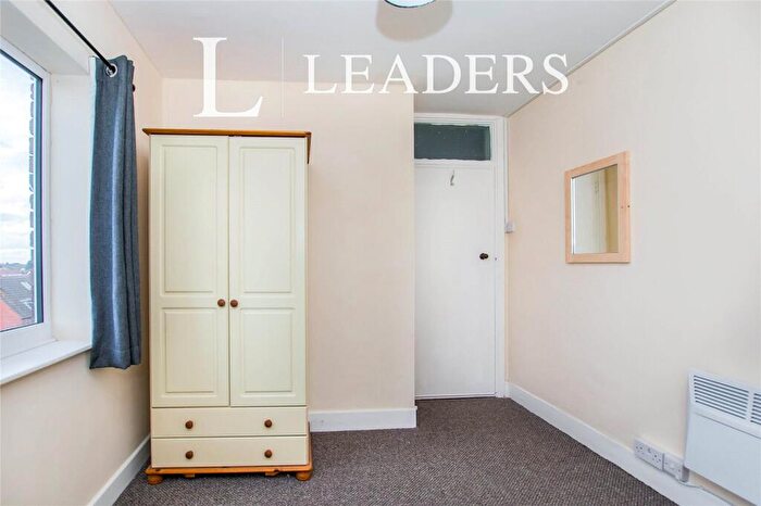 1 Bedroom Flat To Rent In South Parade, Skegness, PE25