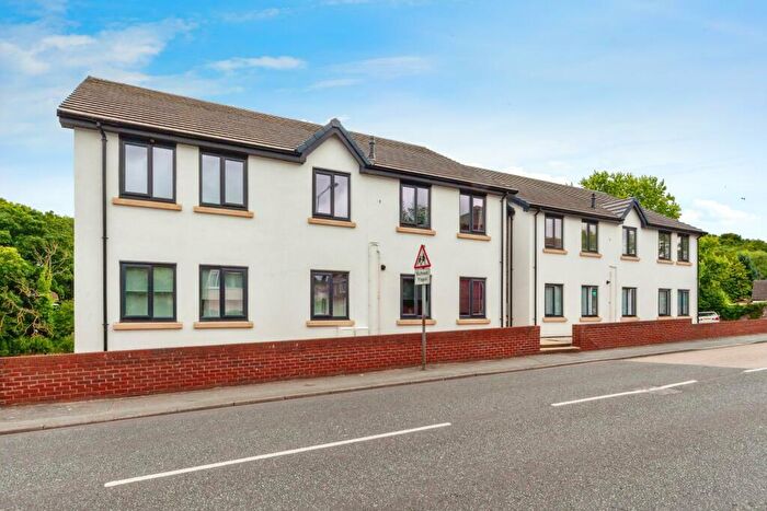 2 Bedroom Flat To Rent In Greenfield, Holywell, CH8