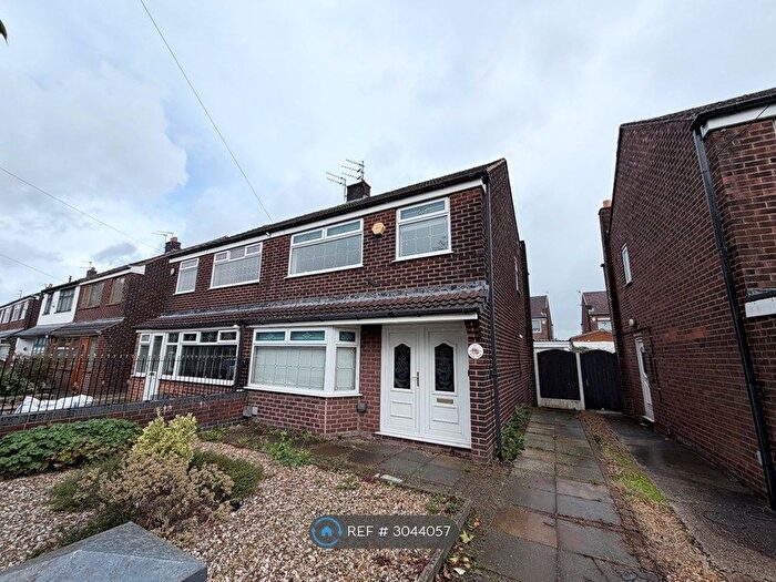 3 Bedroom Semi Detached House To Rent In Lord Lane, Manchester, M35