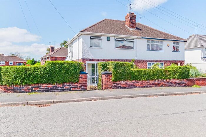 3 Bedroom Semi-Detached House To Rent In Bendee Avenue, Little Neston, Neston, CH64