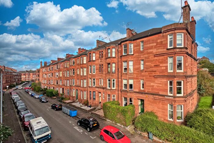 1 Bedroom Apartment For Sale In Kennoway Drive, Thornwood, Glasgow, G11