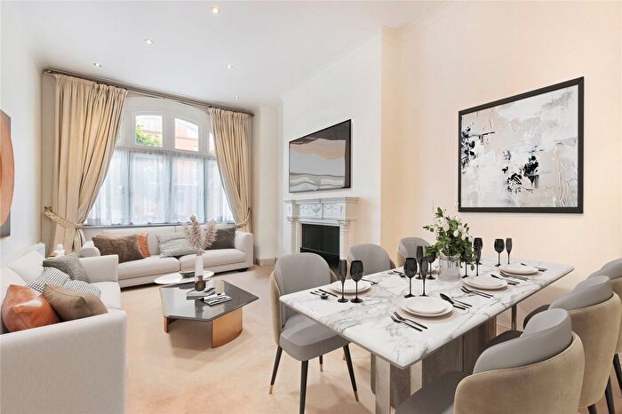 2 Bedroom Flat To Rent In Pont Street, Knightsbridge, London, SW1X