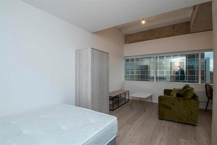 1 Bedroom Flat To Rent In Station House, Central Milton Keynes, MK9
