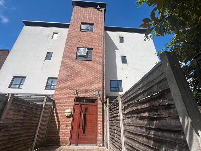 1 Bedroom Apartment To Rent In Whitsun Avenue, New Broughton, Salford, M7