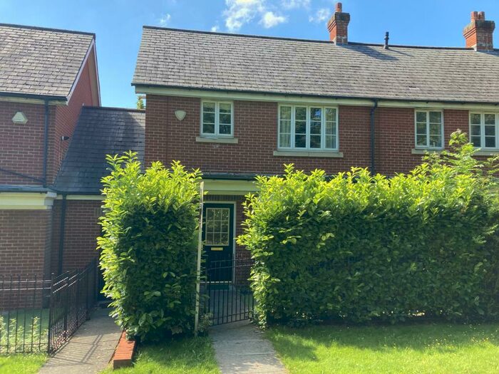 3 Bedroom End Of Terrace House To Rent In Stanmore, Harrow, HA7