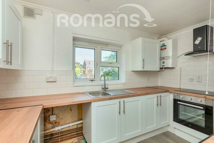 2 Bedroom Apartment To Rent In Goughs Meadow, Sandhurst, GU47