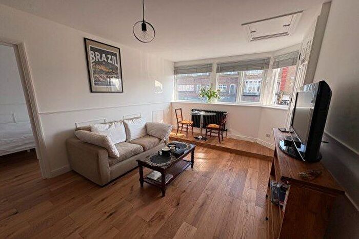 1 Bedroom Flat To Rent In Cornfield Road, Eastbourne, BN21