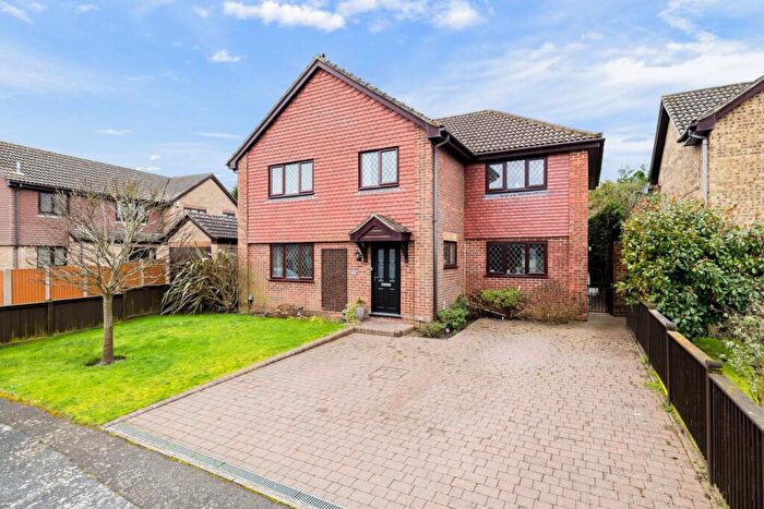 5 Bedroom Detached House For Sale In Oakvale Close, Elms Vale, Dover, CT17