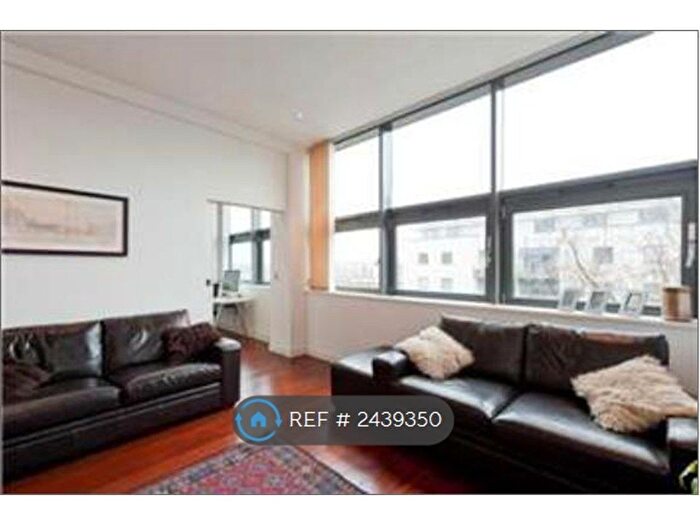 2 Bedroom Flat To Rent In Pentonville Road, London, N1