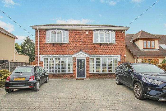 5 Bedroom Detached House For Sale In Church Road, Bulphan, Upminster, RM14