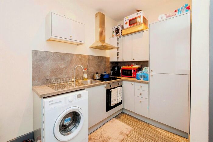 1 Bedroom Flat To Rent In John Street, Sunderland, Tyne &amp; Wear, SR1