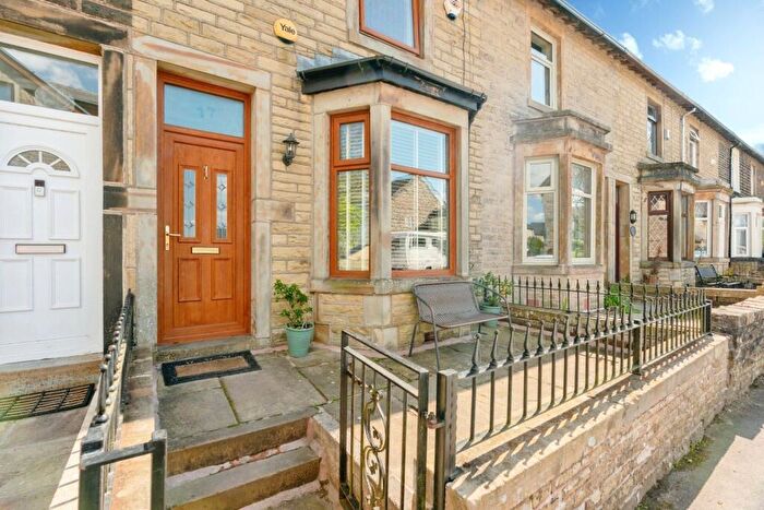 3 Bedroom Terraced House For Sale In Lennox Street, Worsthorne, Burnley, Lancashire, BB10